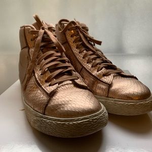 Nike blazer mid rose gold size 7